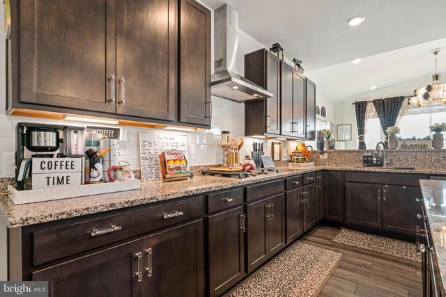 225 LEHIGH DR, Winchester, VA 22602