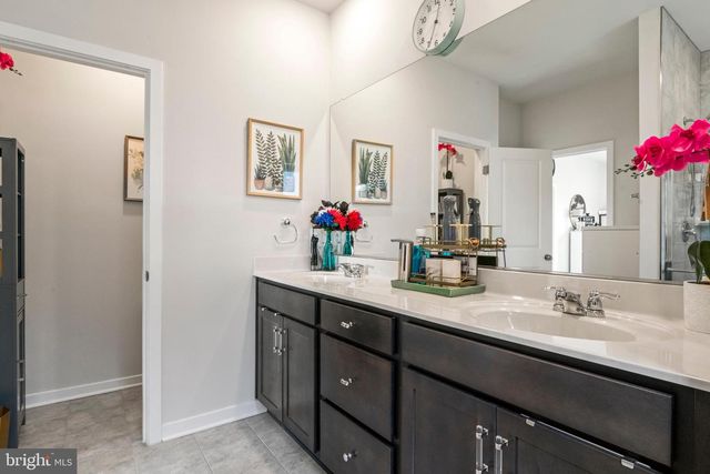 225 LEHIGH DR, Winchester, VA 22602