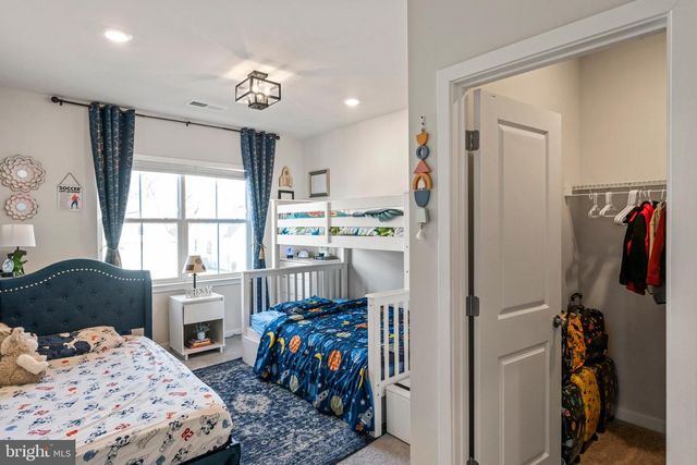 225 LEHIGH DR, Winchester, VA 22602