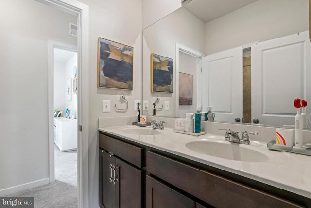 225 LEHIGH DR, Winchester, VA 22602