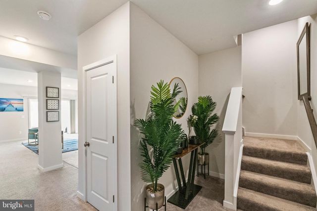 225 LEHIGH DR, Winchester, VA 22602