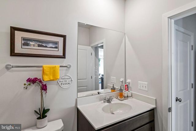 225 LEHIGH DR, Winchester, VA 22602