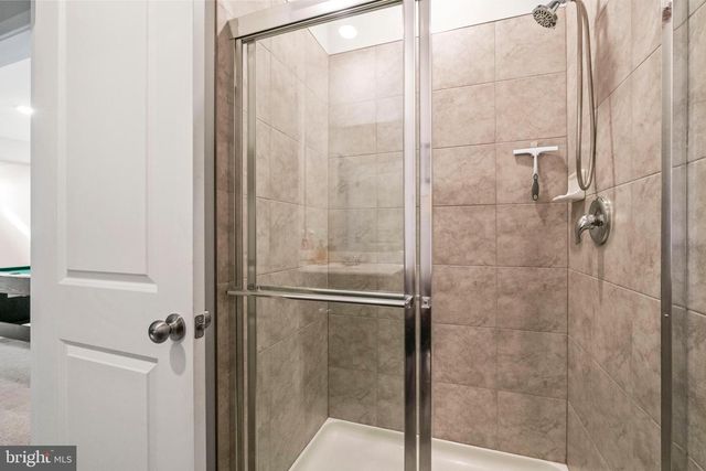 225 LEHIGH DR, Winchester, VA 22602