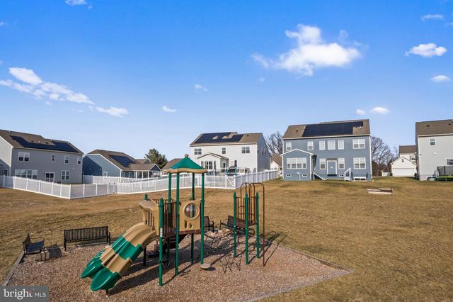 225 LEHIGH DR, Winchester, VA 22602