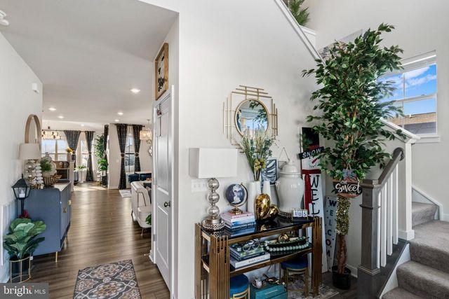 225 LEHIGH DR, Winchester, VA 22602