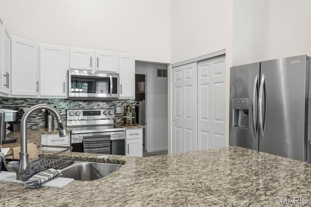214 Charging Bear Drive, Wentzville, MO 63385