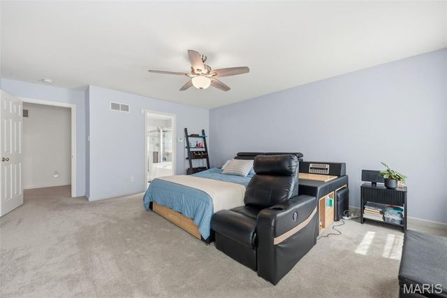 214 Charging Bear Drive, Wentzville, MO 63385
