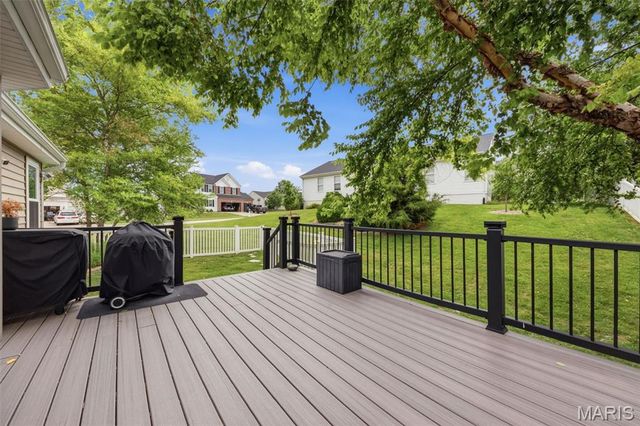 214 Charging Bear Drive, Wentzville, MO 63385
