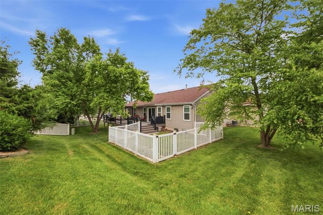 214 Charging Bear Drive, Wentzville, MO 63385