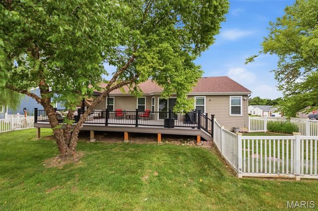 214 Charging Bear Drive, Wentzville, MO 63385