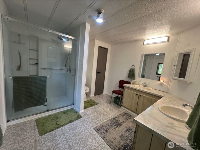 29430 157th Avenue SE, Kent, WA 98042