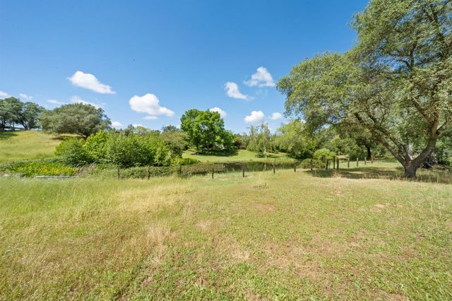 6445 Schindler Rd, Newcastle, CA 95658