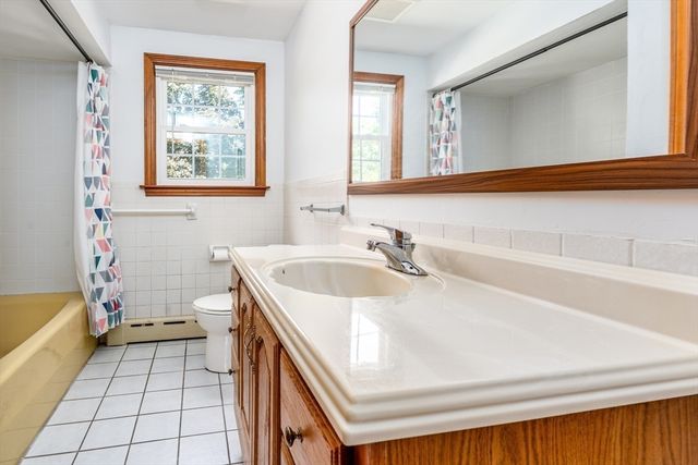 251 Phinneys Lane, Barnstable, MA 02632