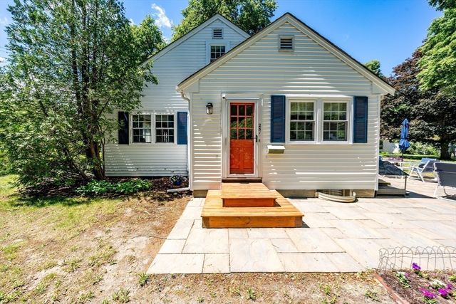 251 Phinneys Lane, Barnstable, MA 02632