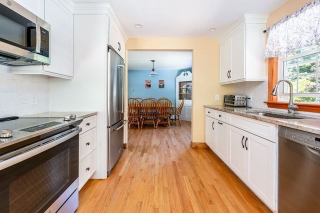251 Phinneys Lane, Barnstable, MA 02632