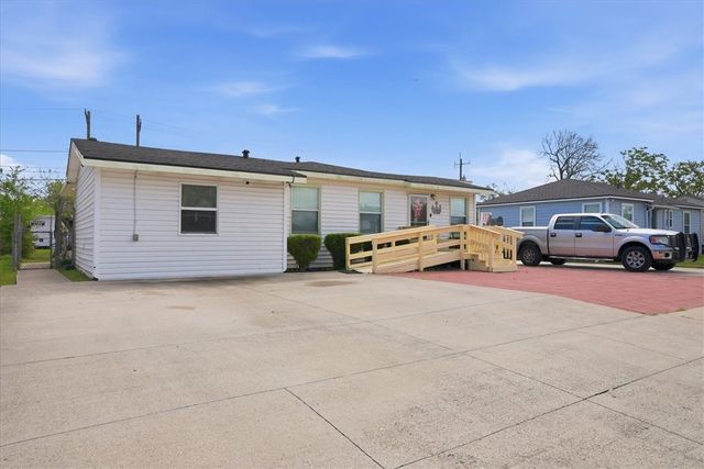 4030 Ramsey St, Corpus Christi, TX 78415