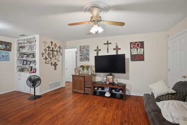 4030 Ramsey St, Corpus Christi, TX 78415