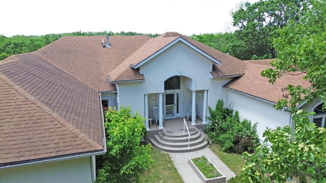 2016 Timberlake Road, Branson, MO 65616