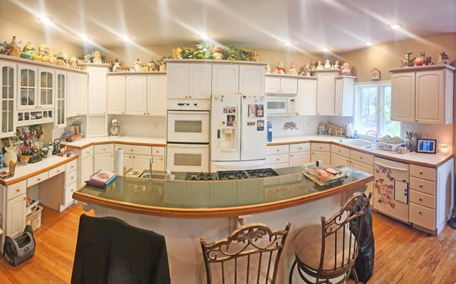 2016 Timberlake Road, Branson, MO 65616