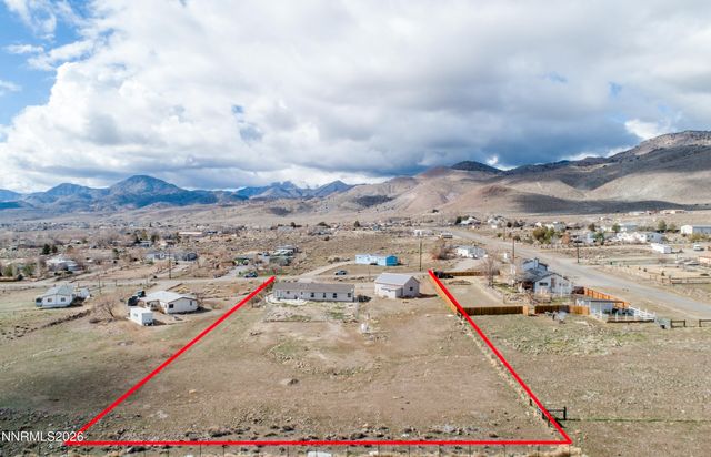222 Julie Way, Dayton, NV 89403