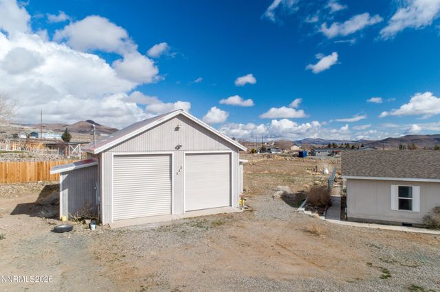 222 Julie Way, Dayton, NV 89403