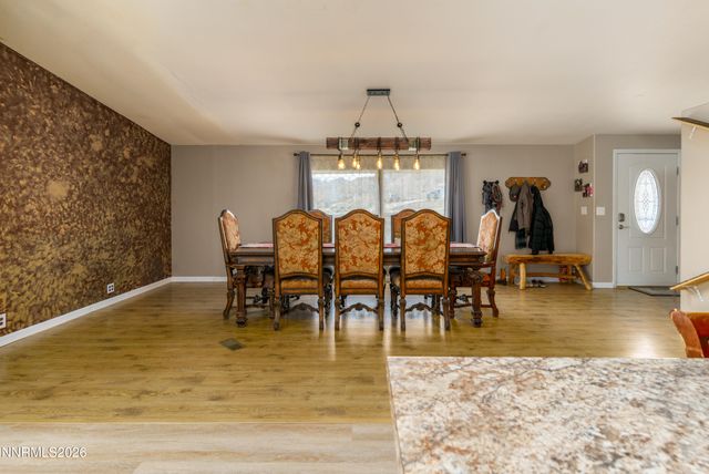 222 Julie Way, Dayton, NV 89403