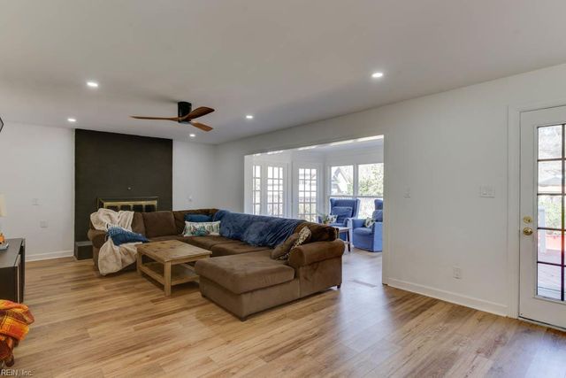 3408 Montgomery PL, Virginia Beach, VA 23452