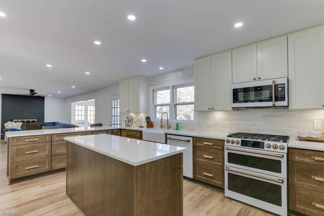 3408 Montgomery PL, Virginia Beach, VA 23452