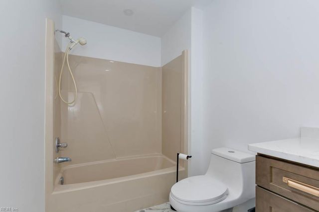 3408 Montgomery PL, Virginia Beach, VA 23452