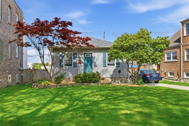 9526 S Claremont Avenue, Chicago, IL 60643