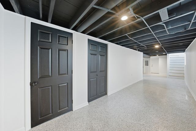 9526 S Claremont Avenue, Chicago, IL 60643