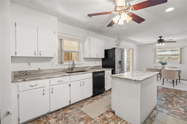 10035 SW 91ST TERRACE, Ocala, FL 34481