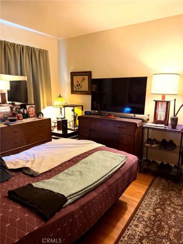 3050 11th, Los Angeles, CA 90018