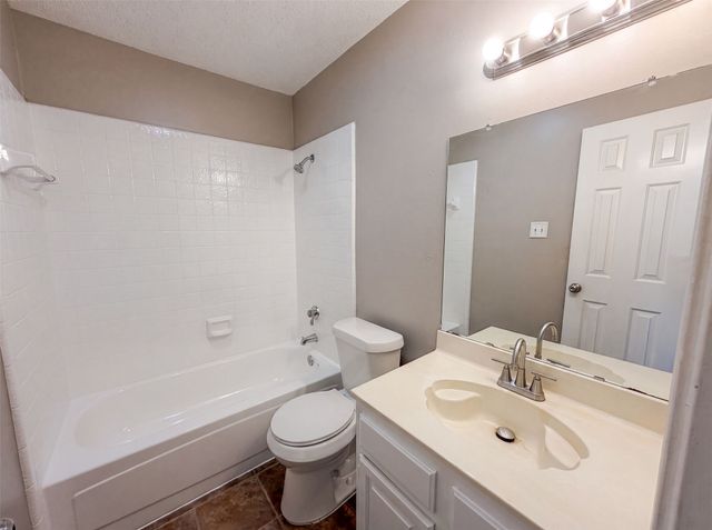 1503 Curtis Lane, Cedar Hill, TX 75104