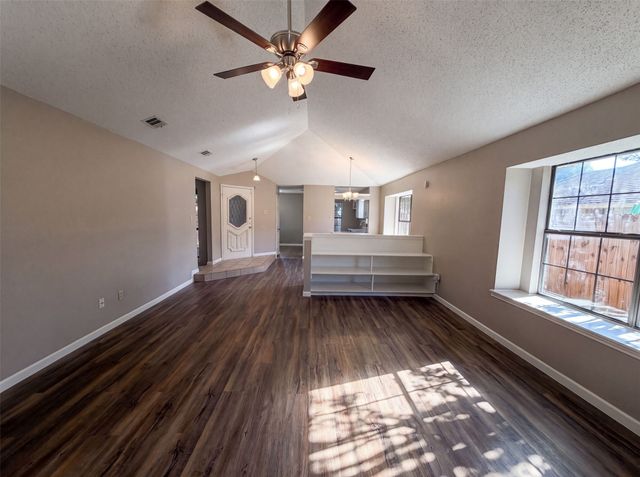 1503 Curtis Lane, Cedar Hill, TX 75104