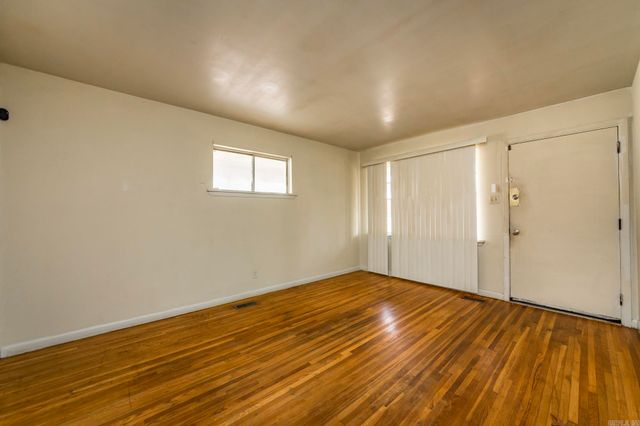 706 W 56th Street, North Little Rock, AR 72118