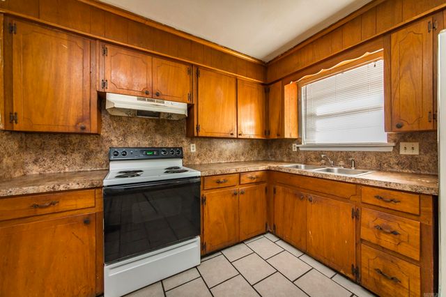 706 W 56th Street, North Little Rock, AR 72118