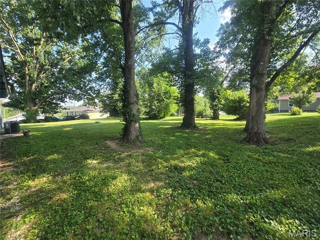 9239 Cherry Lane, Pevely, MO 63070