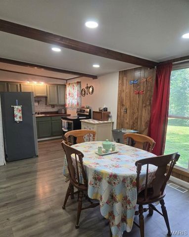9239 Cherry Lane, Pevely, MO 63070