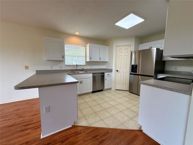 25168 NW 10TH AVENUE, Newberry, FL 32669
