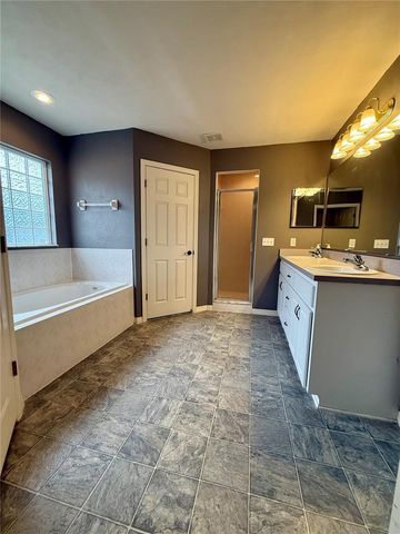 25168 NW 10TH AVENUE, Newberry, FL 32669