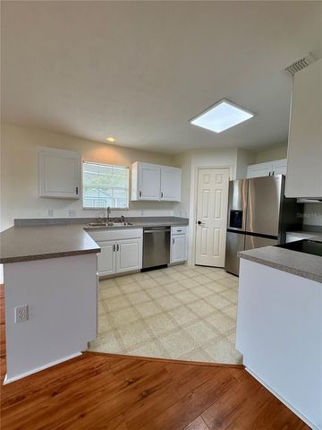 25168 NW 10TH AVENUE, Newberry, FL 32669