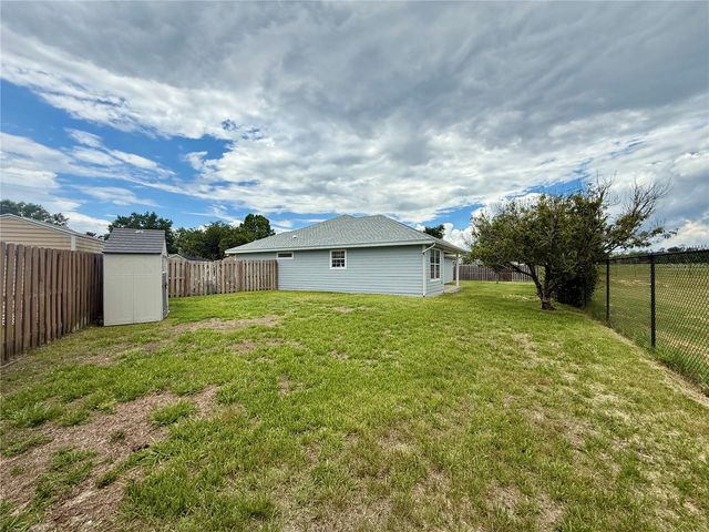 25168 NW 10TH AVENUE, Newberry, FL 32669