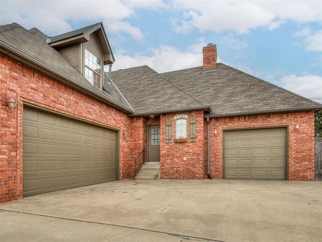 1501 Inwood Circle, Edmond, OK 73013