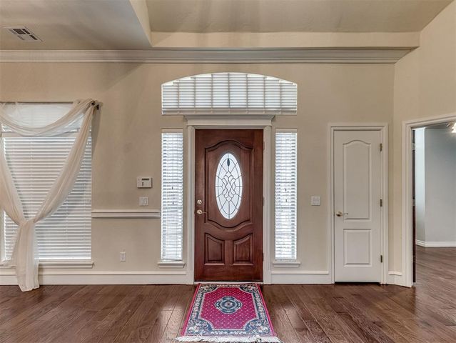 1501 Inwood Circle, Edmond, OK 73013