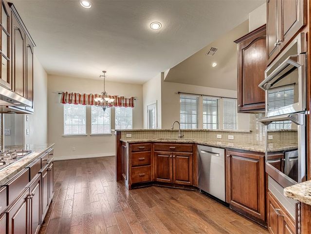 1501 Inwood Circle, Edmond, OK 73013