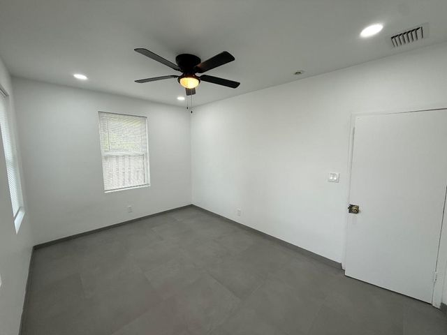 325 S Swinton Avenue, Delray Beach, FL 33444