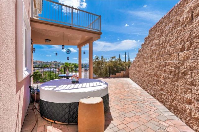 22175 Crusader, Canyon Lake, CA 92587