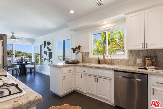 3819 Sunswept Drive, Studio City (los Angeles), CA 91604