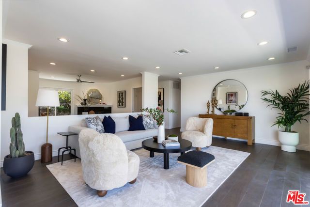3819 Sunswept Drive, Studio City (los Angeles), CA 91604